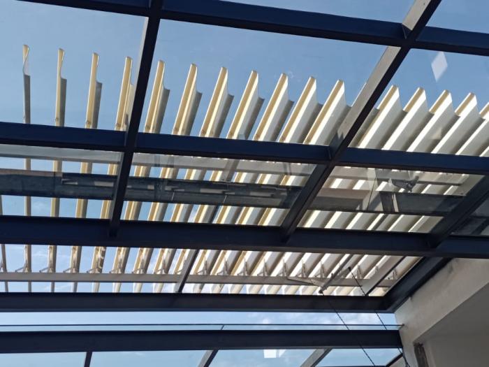 Atap Buka Tutup Aluminium Lovera