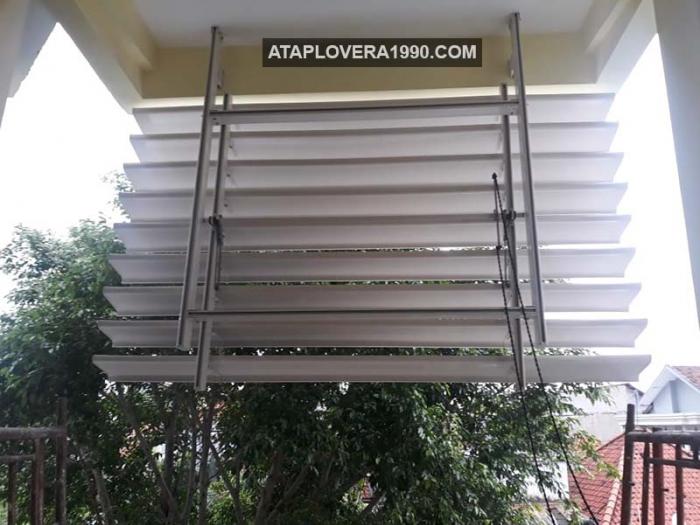 VERTICAL-SUN-SHADING-ATAP-LOVERA.jpg